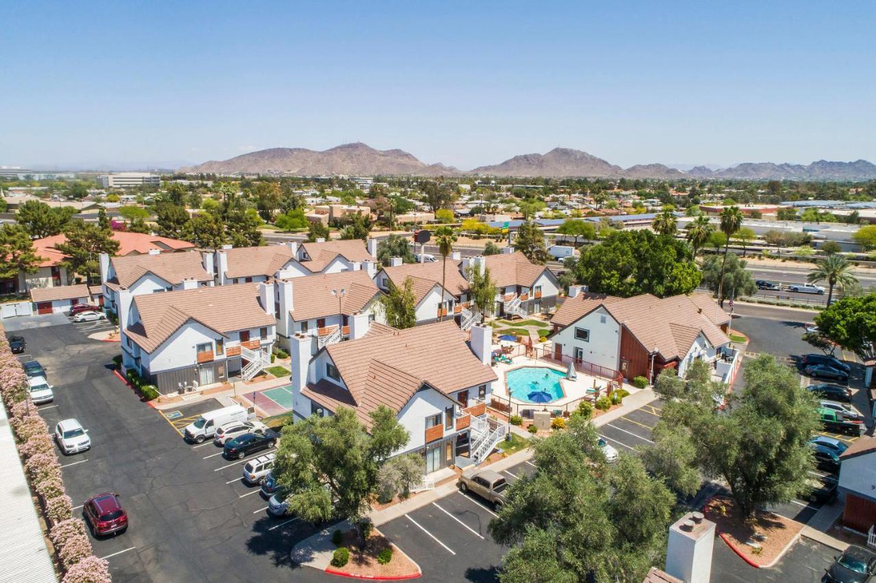 Metro Phx Upstairs 2Bd Sleeps 6 Heated Pool Pets Allowed Phoenix Extérieur photo